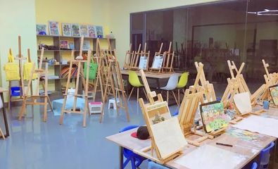 文艺界大咖造访通海星羽绘画馆 零距离接触艺术之梦