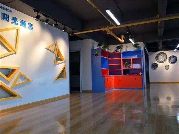 阳光画室 学习不延期，快乐学画画——仅9.9元抢4节精品课